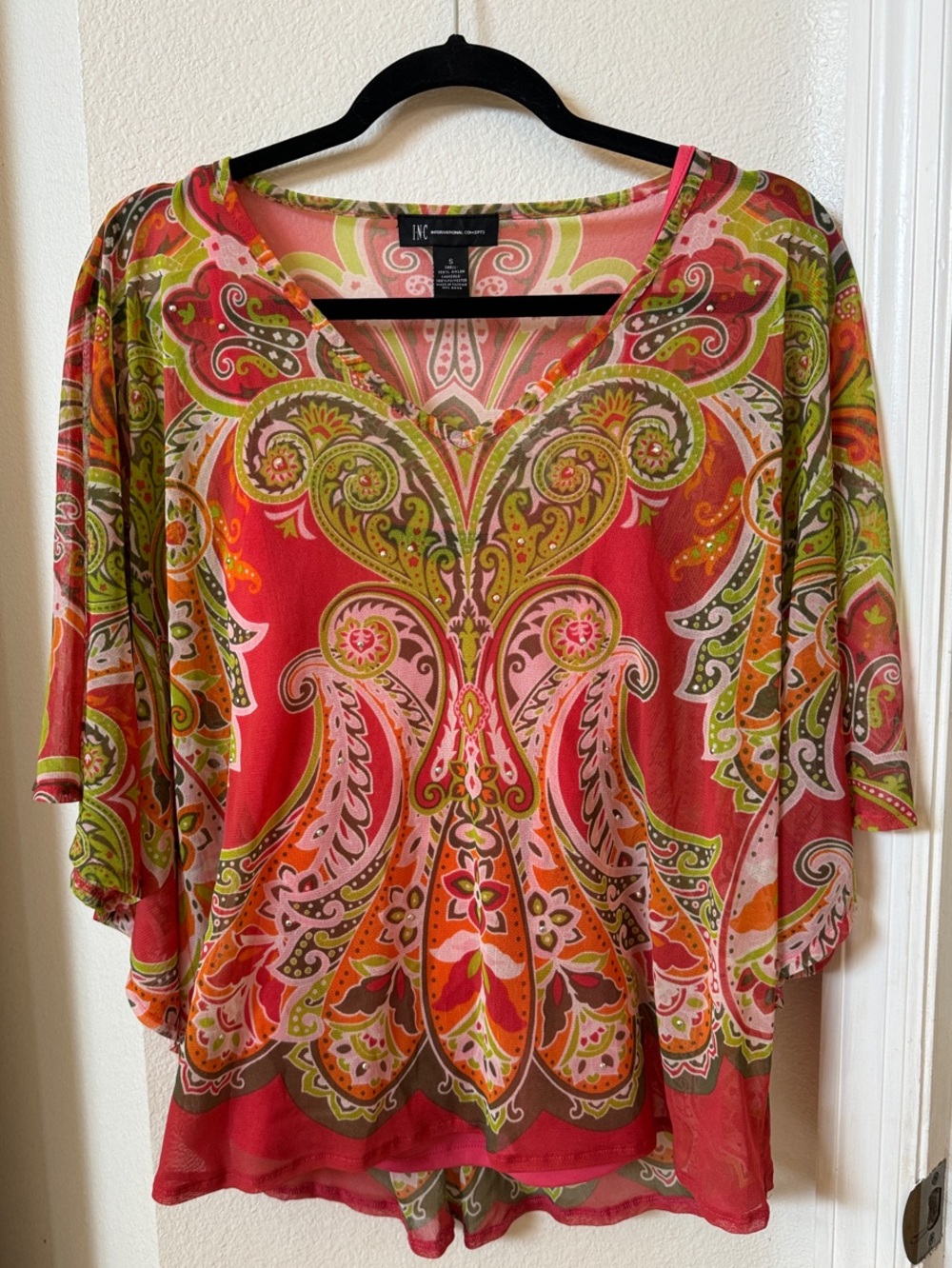 Coldwater Creek Coral Pink & Olive Green Paisley V-Neck Tunic Top